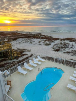 Dolphin View Duplex Side B - Beachfront Heated Pool -Gulf Shores Alabama - Near The Hangout